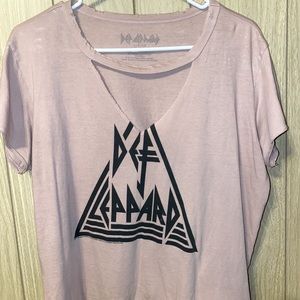 DEF LEPPARD Distressed T-shirt